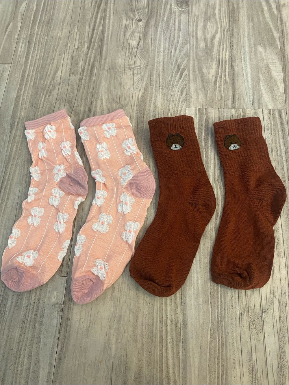 *2 PCK* SHEIN Pink Floral Crew Socks & Brown Bear Crew Socks (NEW)